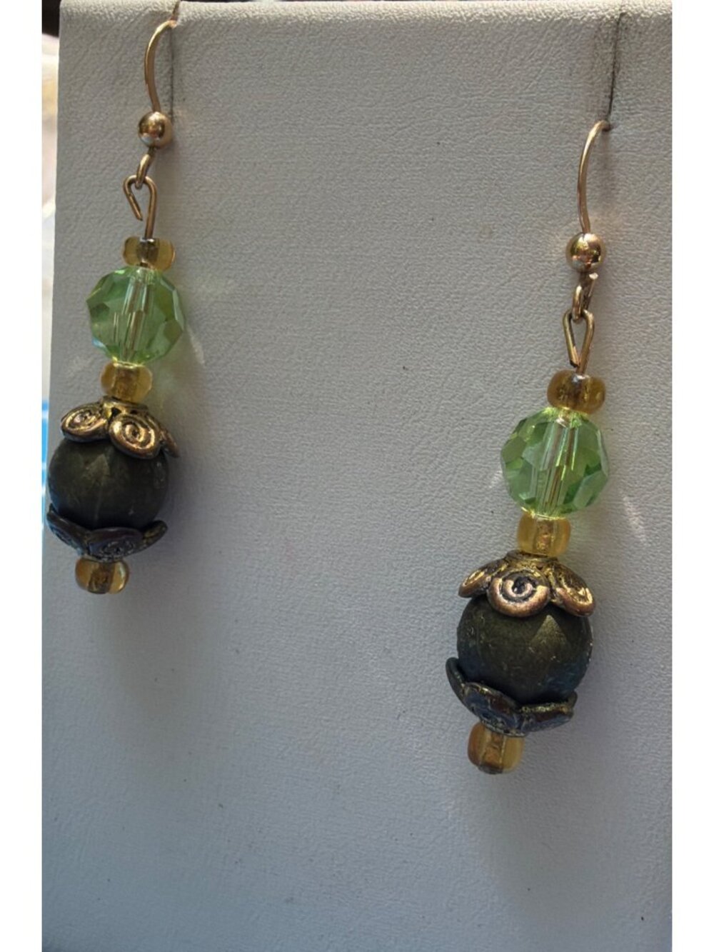 Vintage Gold Tone Green Glass Wood Bead Dangle Earrings Drop Hooks 2" Estate